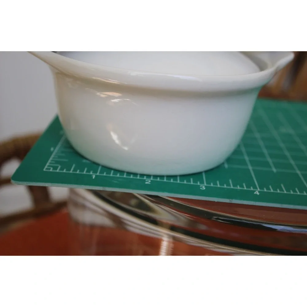 Mikasa Accent White K1000 Fine China Mini Casserole Dish with Lid Japan‎ 5.5in